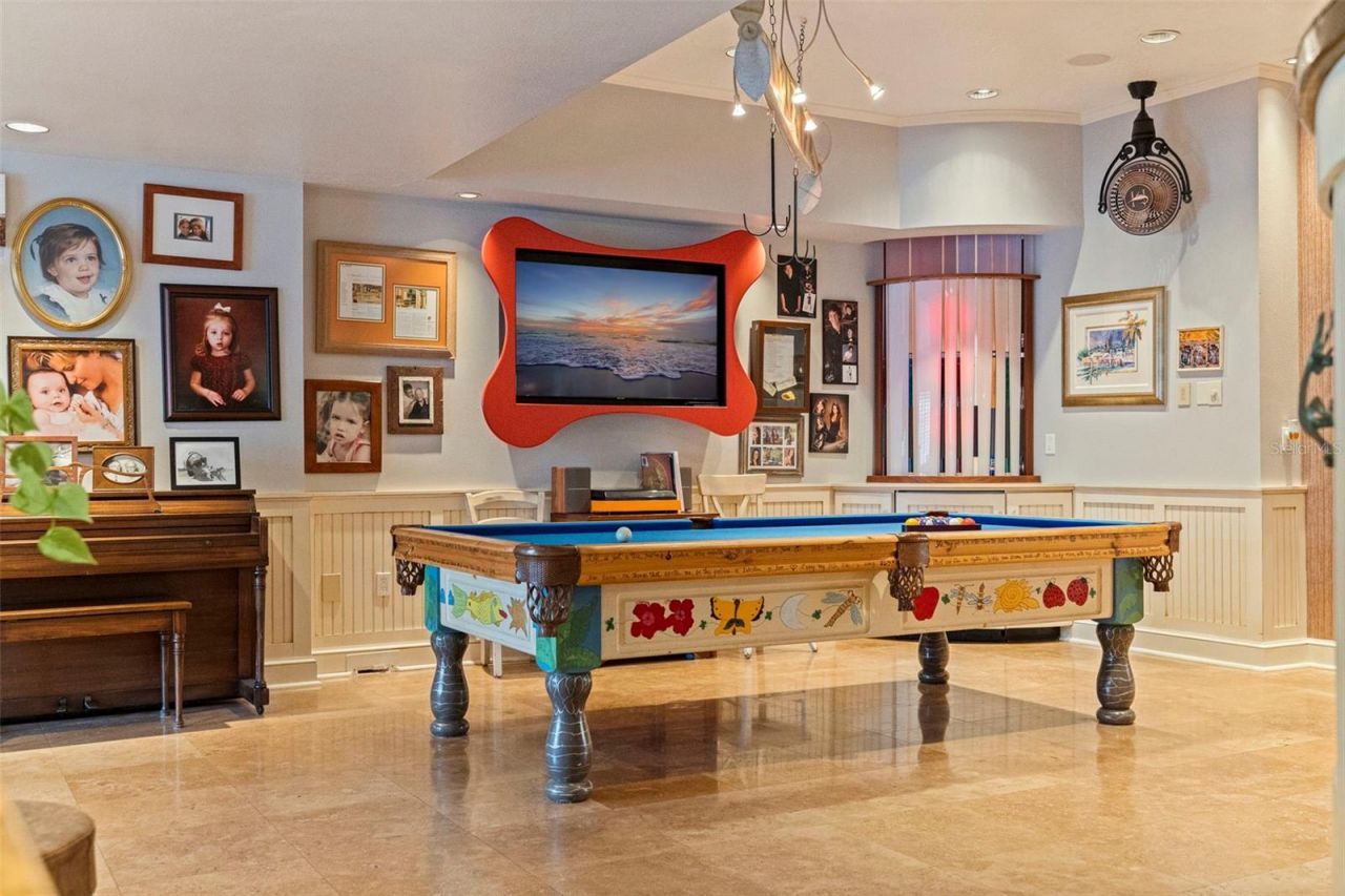 8846 Merrimoor Boulevard E, Seminole, FL 33777 Photo