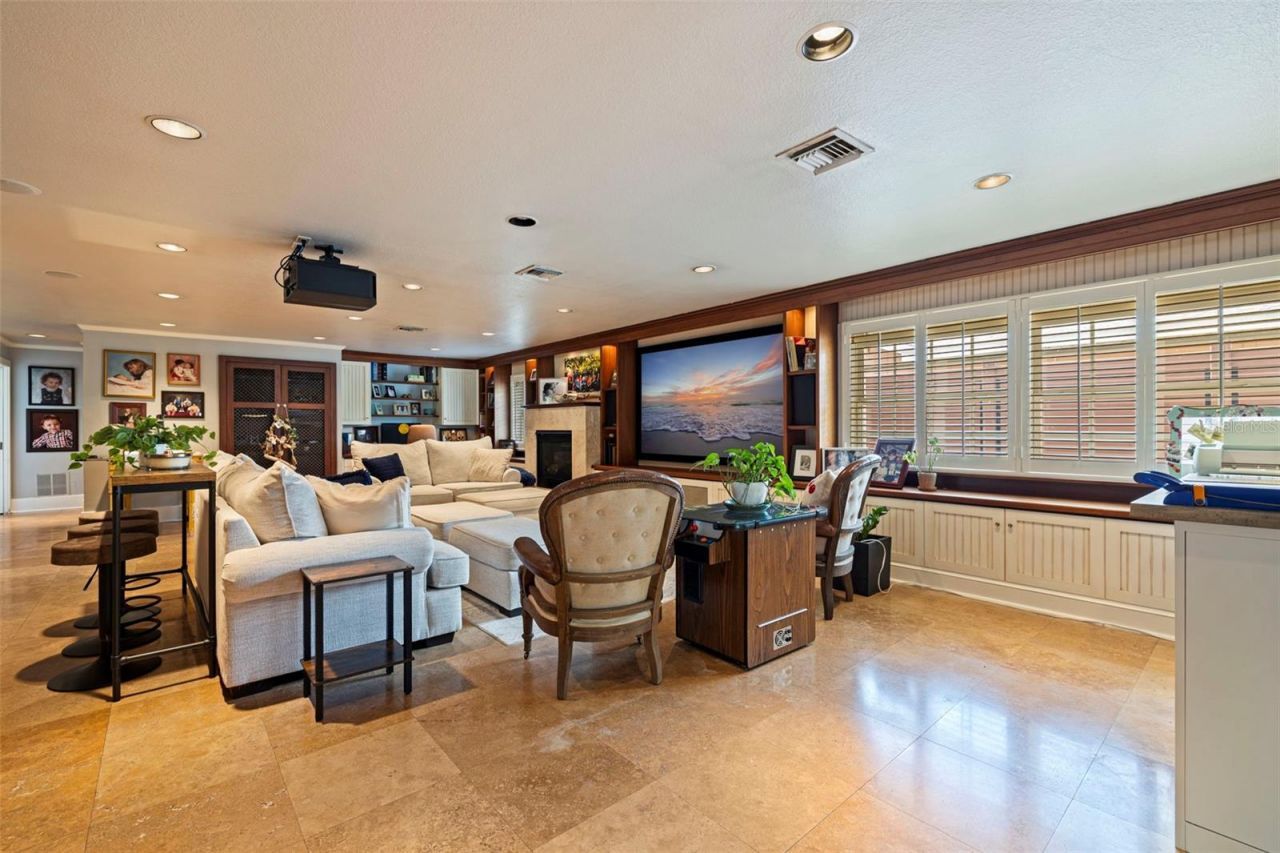 8846 Merrimoor Boulevard E, Seminole, FL 33777 Photo