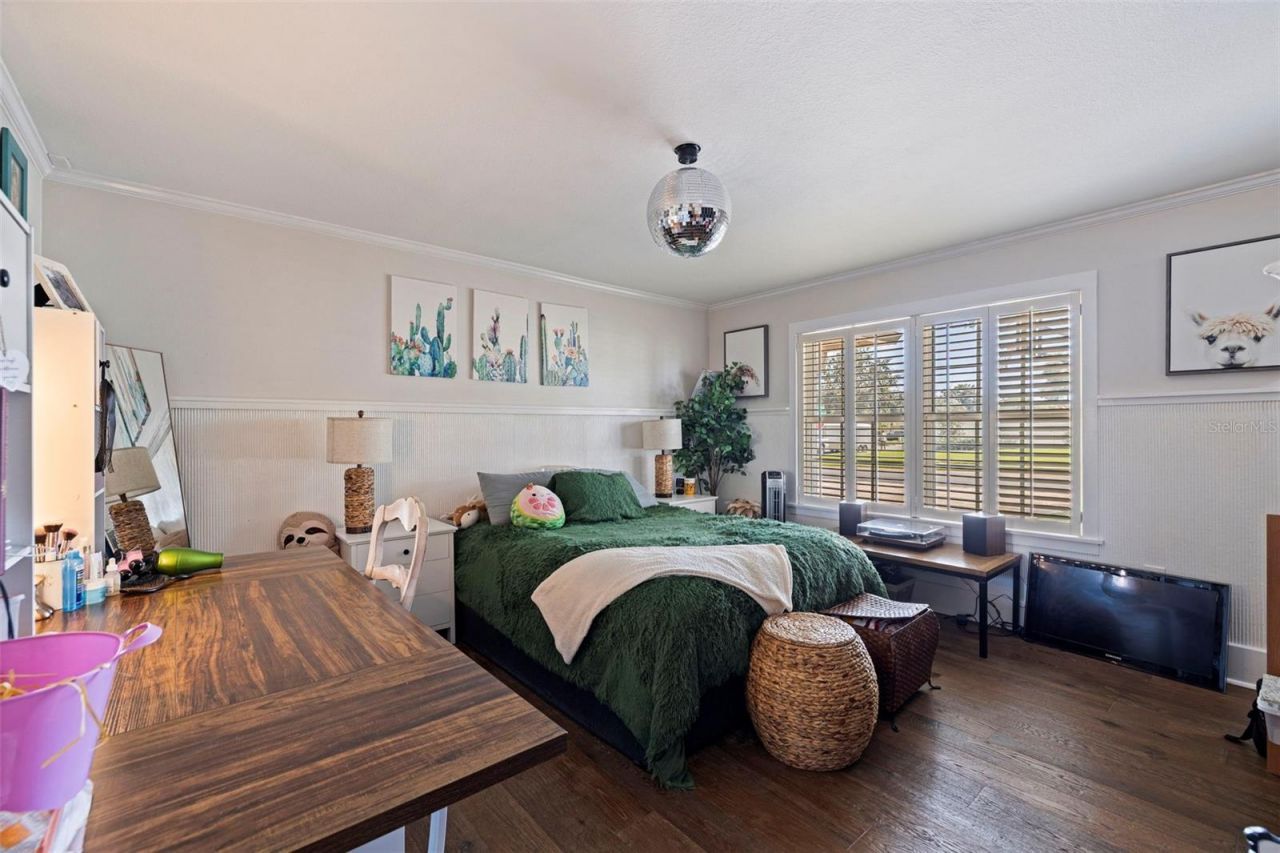 8846 Merrimoor Boulevard E, Seminole, FL 33777 Photo