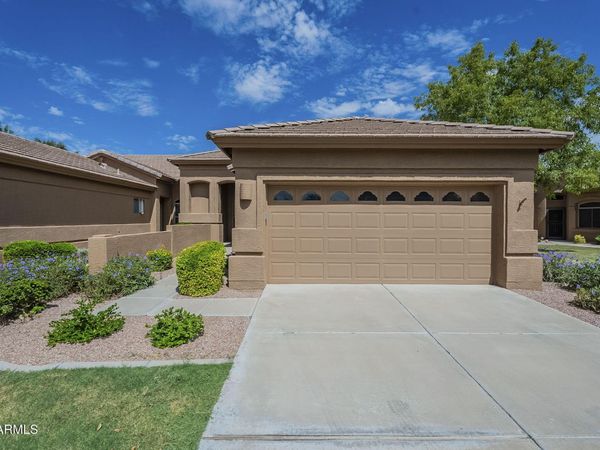 9612 E CHAMPAGNE Drive, Sun Lakes, AZ 85248
