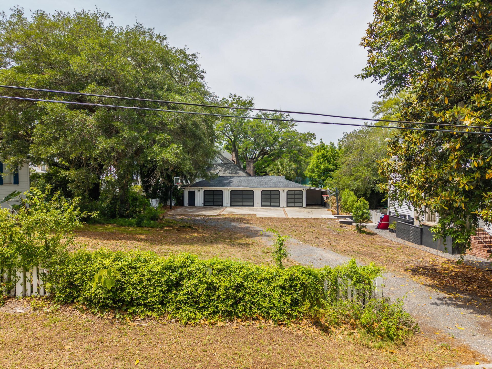 122 Mary Street Photo 4