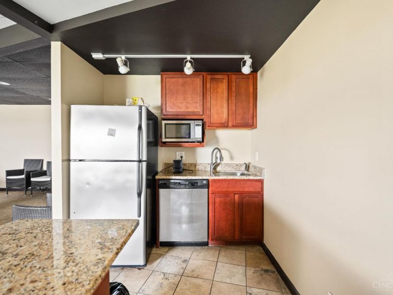 810 Matson Place, Unit 605, Cincinnati, OH 45204 Photo 26