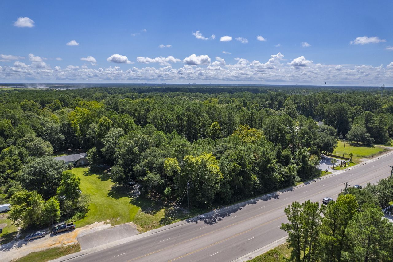 2086 S Live Oak Drive Photo 12