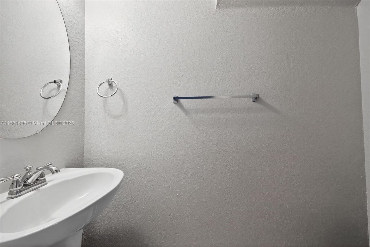 21105 NW 14th Pl, Unit 238, Miami Gardens, FL 33169 Photo