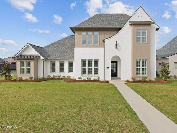 601 Gunter Grass Court, Lafayette, LA 70508