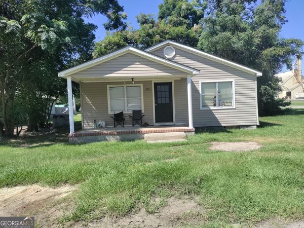 208 E Church Street, Camilla, GA 31730