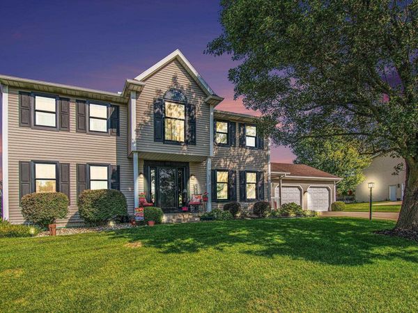 53233 Chelle Lane, Granger, IN 46530