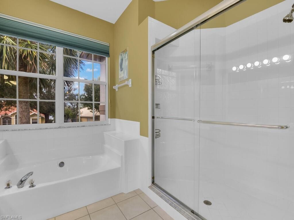 11771 Pinewood Lakes Dr, Fort Myers, FL 33913 Photo