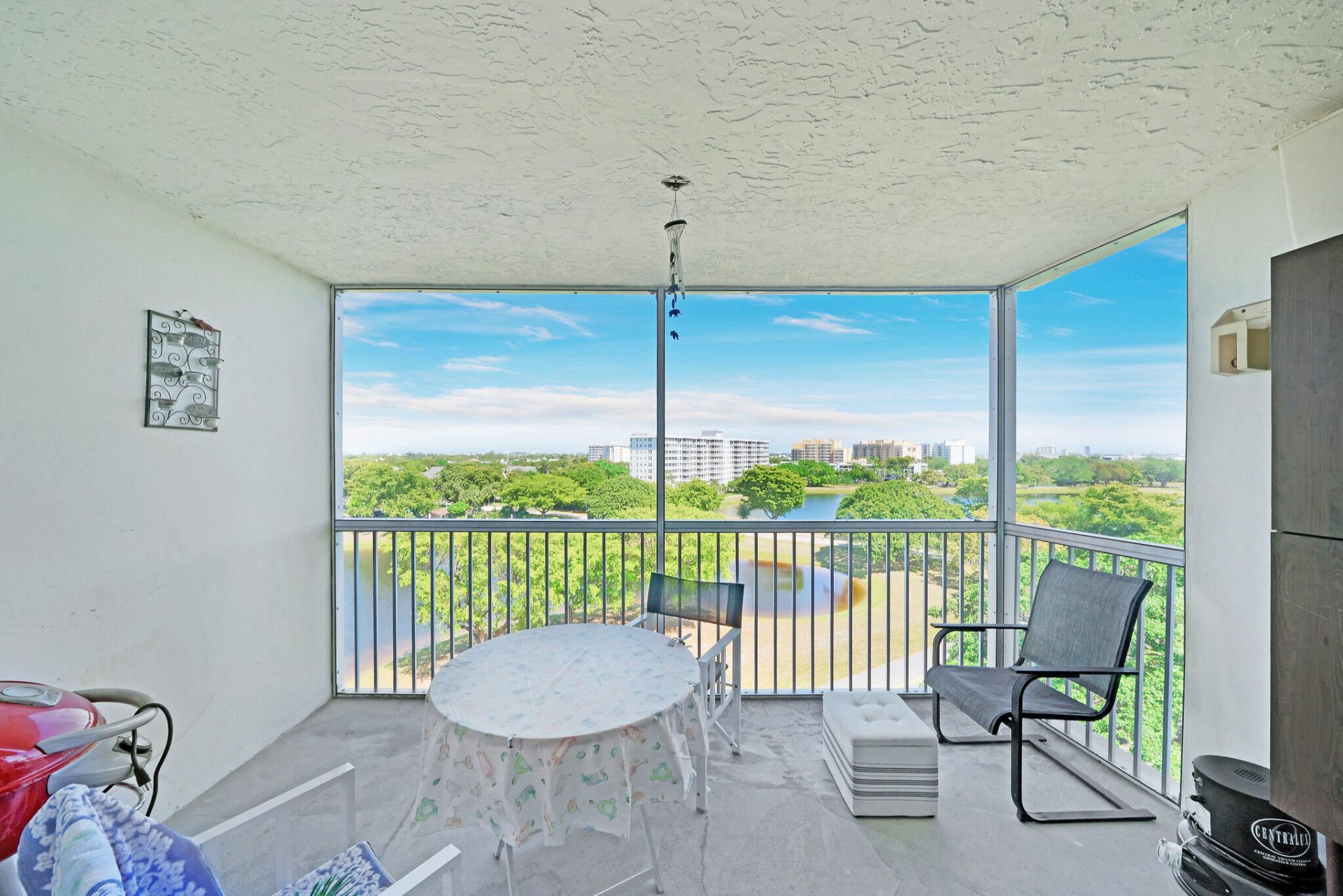 2940 N Course Drive, Unit 811, Pompano Beach, FL 33069 Photo