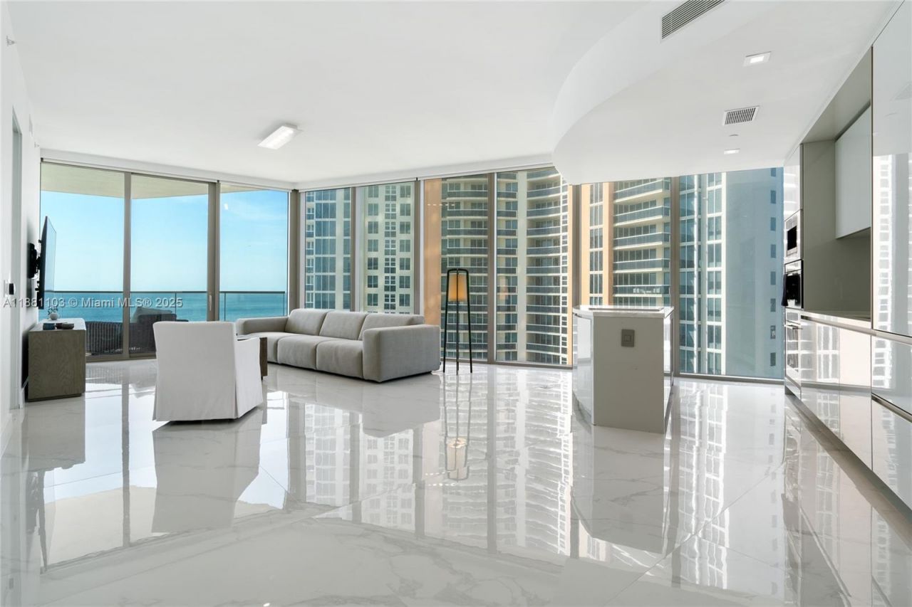 18975 Collins Ave, Unit 1104, Sunny Isles Beach, FL 33160 Photo