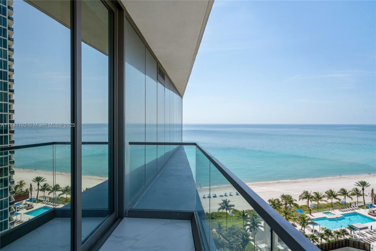 18975 Collins Ave, Unit 1104, Sunny Isles Beach, FL 33160 Photo