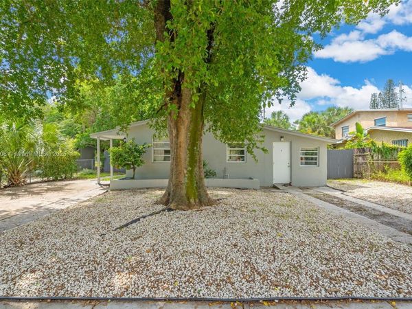 3380 NW 8th Pl, Lauderhill, FL 33311