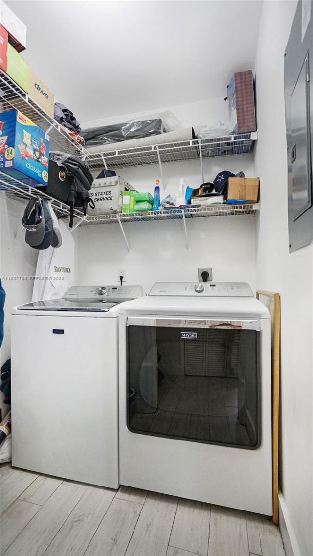 704 NW 129th Ct, Miami, FL 33182 Photo