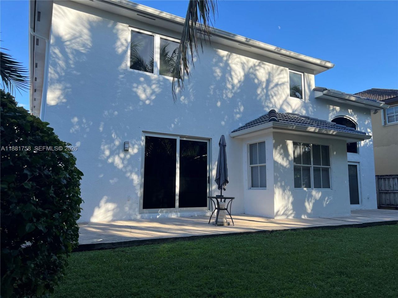 704 NW 129th Ct, Miami, FL 33182 Photo