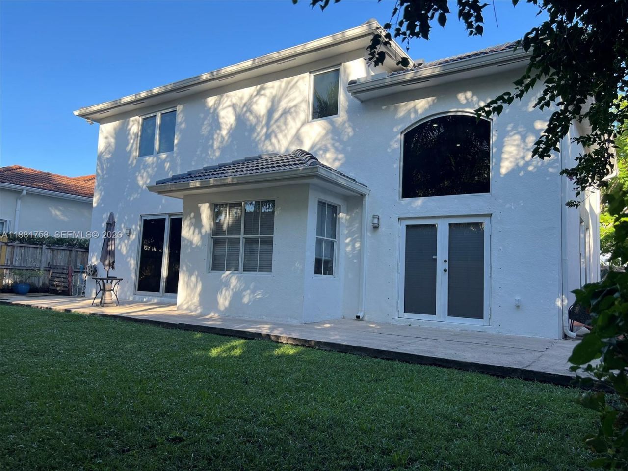 704 NW 129th Ct, Miami, FL 33182 Photo