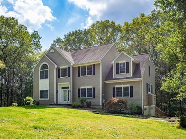 50 Beardsley, New Milford, CT 06776