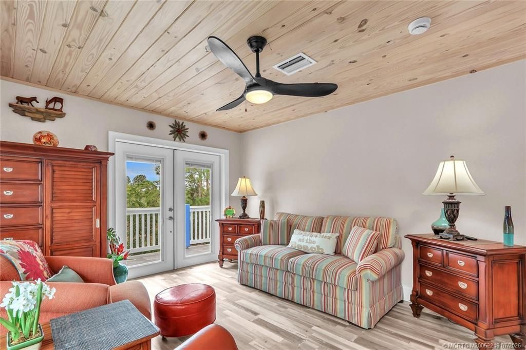 64 NE Acacia Trail, Jensen Beach, FL 34957 Photo