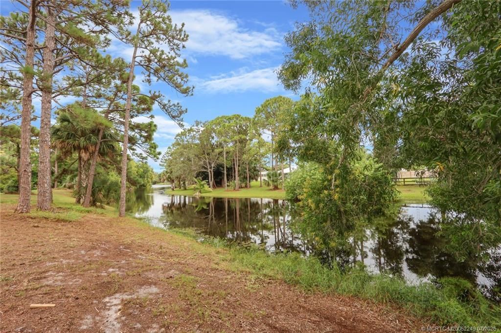 64 NE Acacia Trail, Jensen Beach, FL 34957 Photo