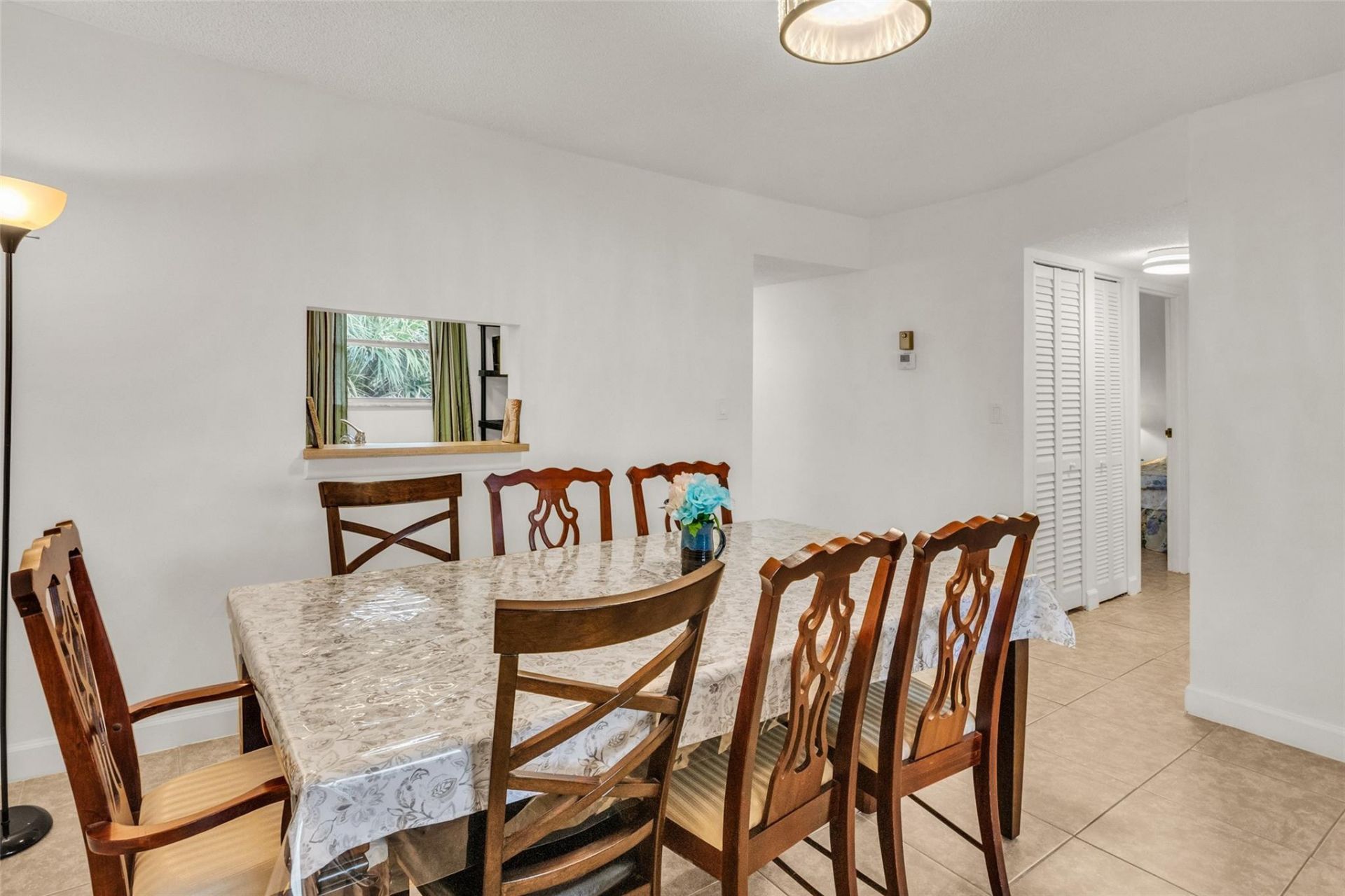 2840 Somerset Drive, Unit 403, Lauderdale Lakes, FL 33311 Photo