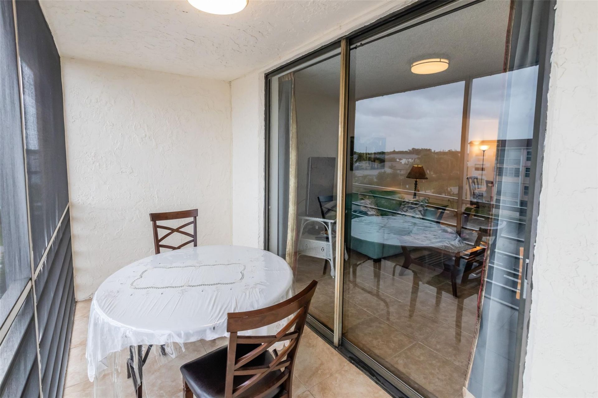 2840 Somerset Drive, Unit 403, Lauderdale Lakes, FL 33311 Photo