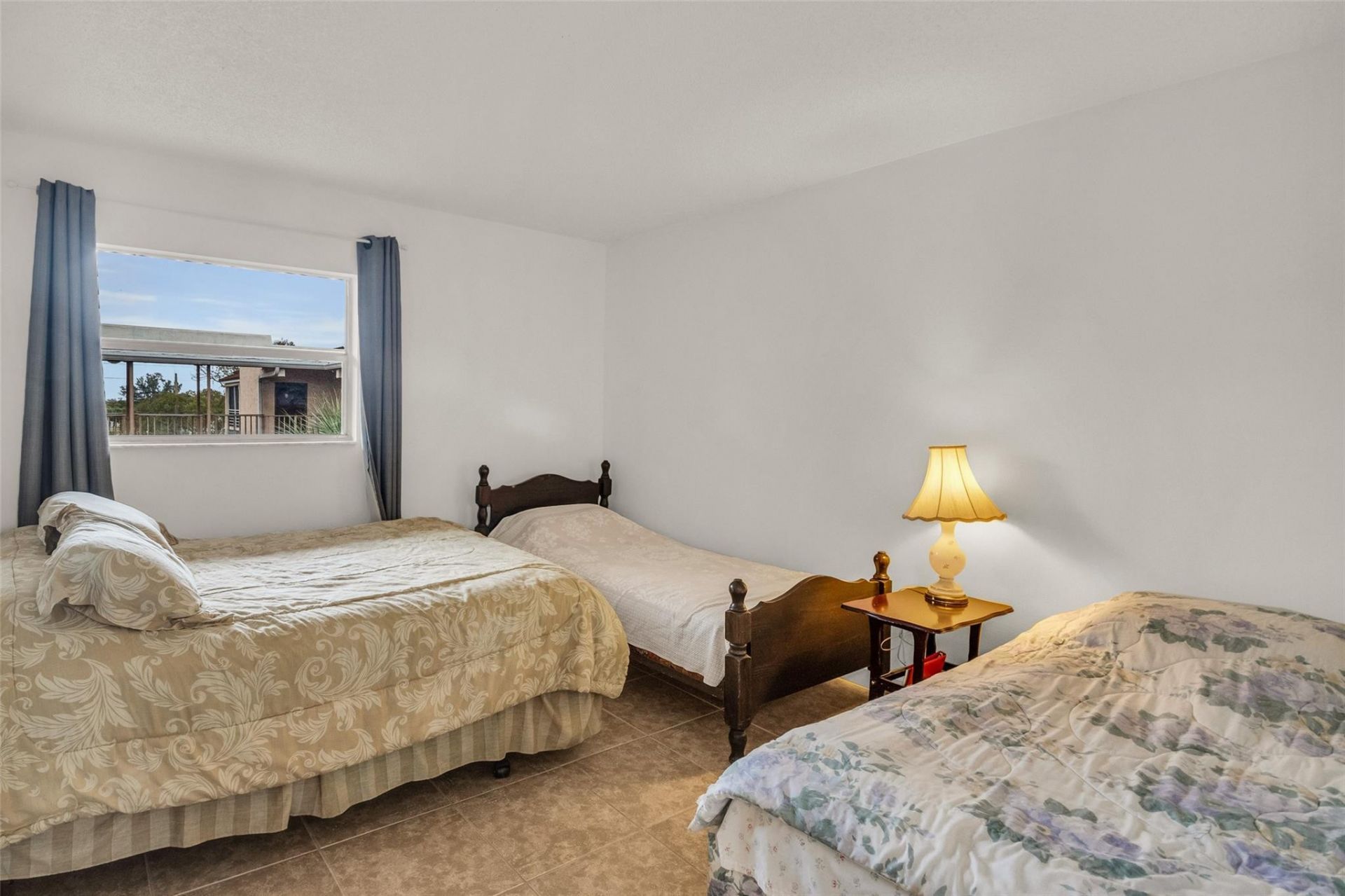 2840 Somerset Drive, Unit 403, Lauderdale Lakes, FL 33311 Photo