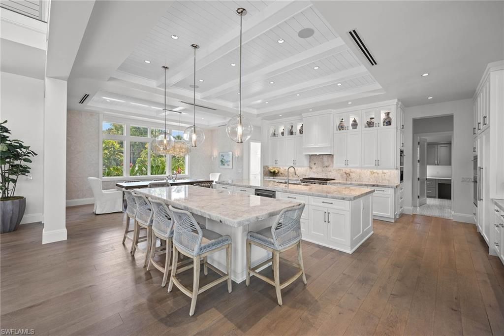 175 Center St, Naples, FL 34108 Photo