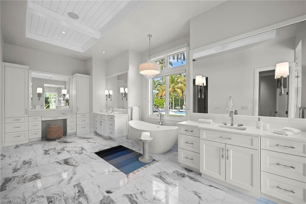 175 Center St, Naples, FL 34108 Photo