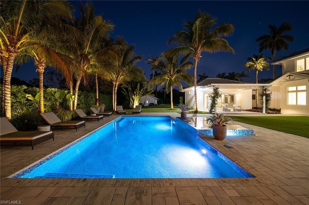 175 Center St, Naples, FL 34108 Photo
