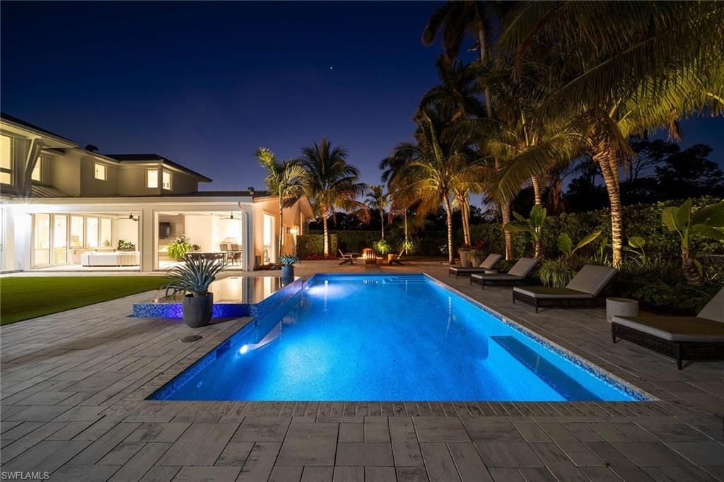175 Center St, Naples, FL 34108 Photo