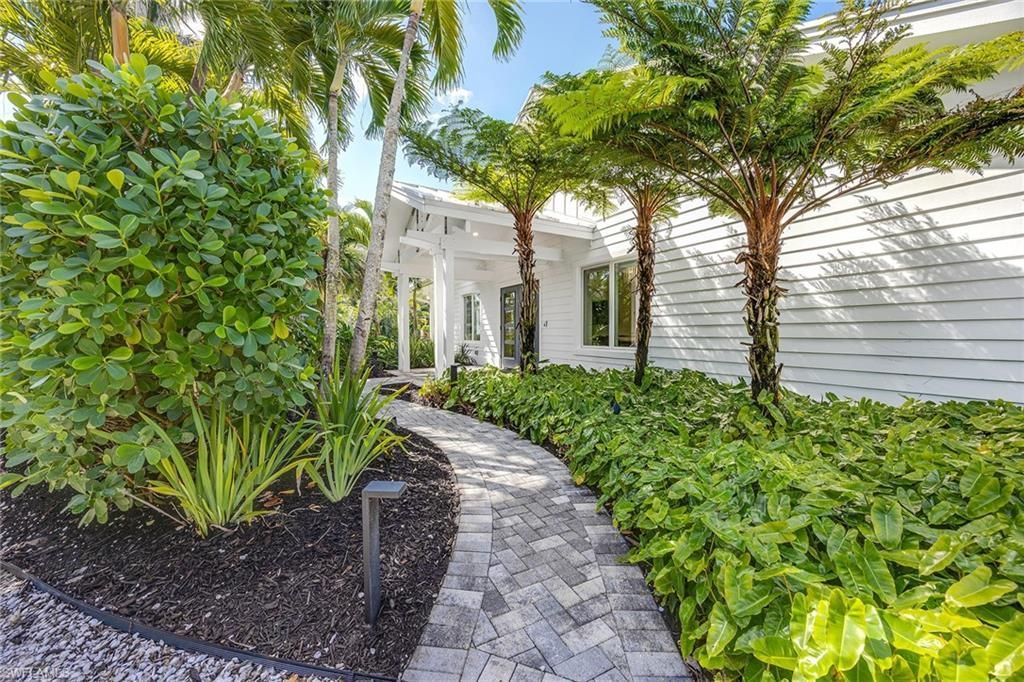 175 Center St, Naples, FL 34108 Photo