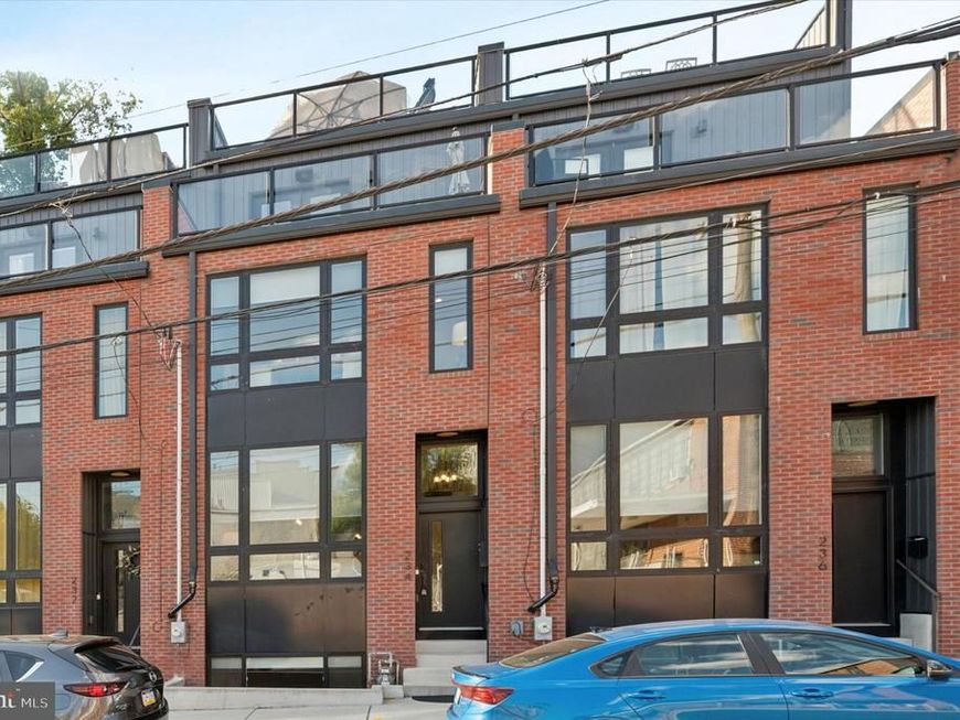 234 Fountain Street, Philadelphia, PA 19128 Main Photo