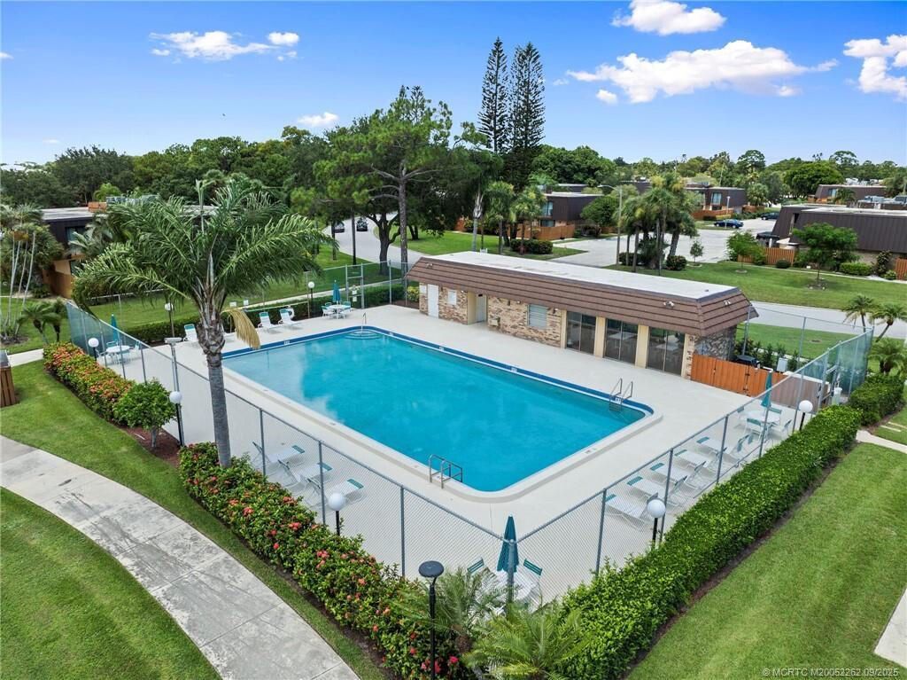 5818 SE Windsong Lane, Unit 212, Stuart, FL 34997 Photo