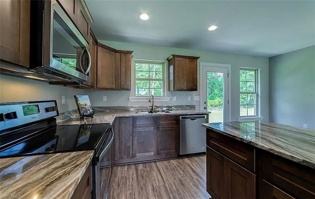 6123 Hendley Ct, Fort Myers, FL 33905 Photo