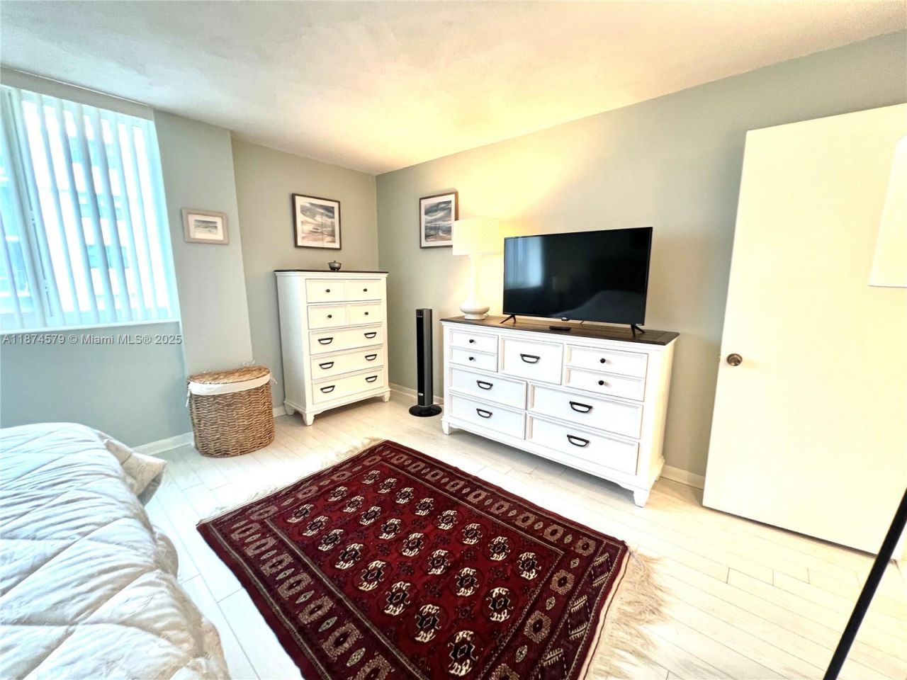 125 Ocean Ave, Unit 603, Palm Beach Shores, FL 33404 Photo