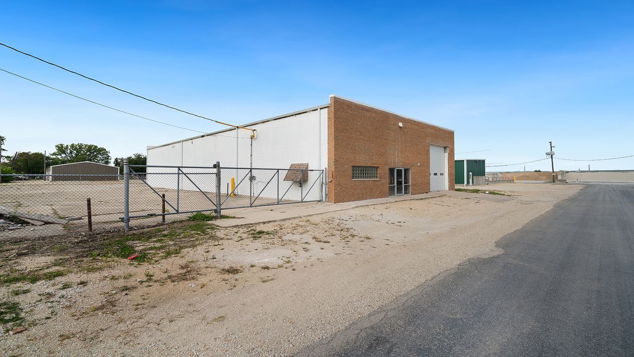 103 Quarry Rd, Rochelle, IL 61068 Main Photo