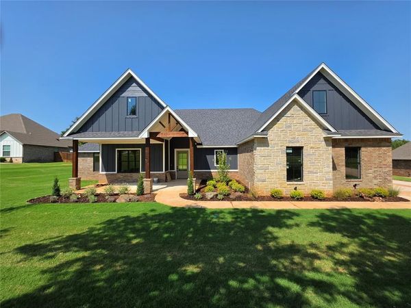 913 Reedser Way, Choctaw, OK 73020