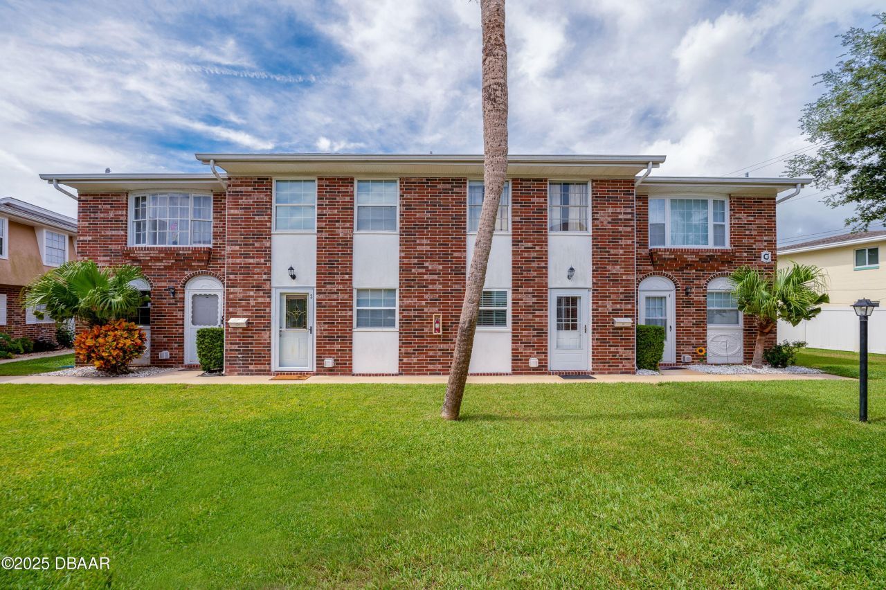 2200 S Palmetto Avenue, Unit G030, South Daytona, FL 32119 Main Photo