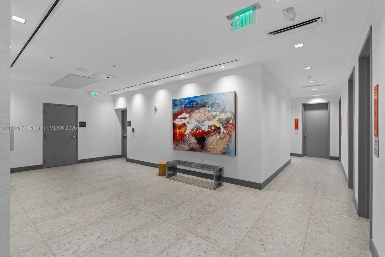 2820 NE 214th St, Unit 1005, Aventura, FL 33180 Photo