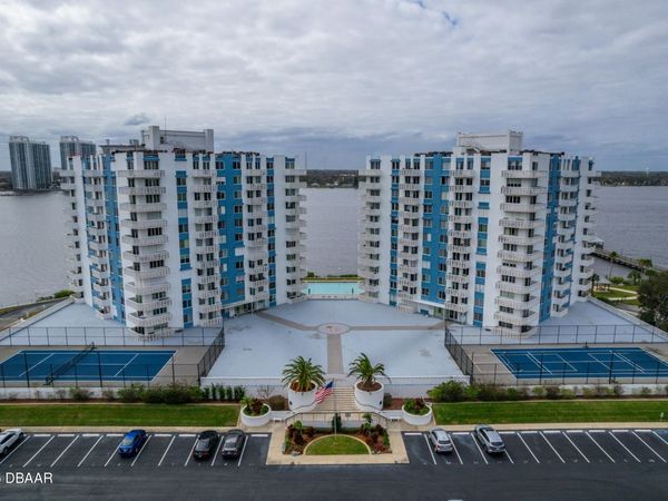 935 N Halifax Avenue, Unit 904, Daytona Beach, FL 32118