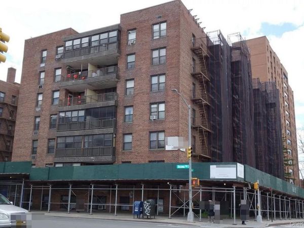 138-70 Elder Avenue, Unit 1W, Flushing, NY 11355