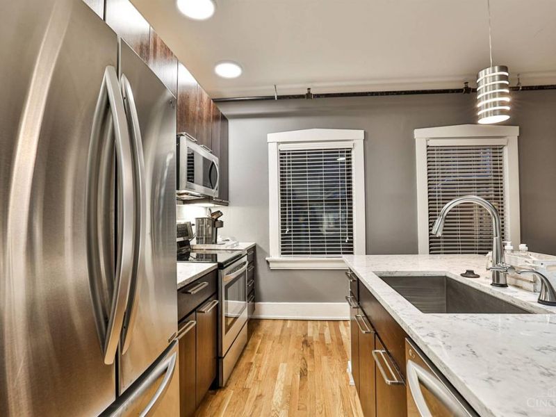 1415 Vine Street, Unit 201, Cincinnati, OH 45202 Photo 11