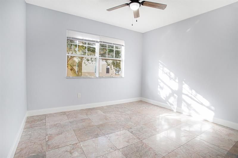 5860 W Sample Road, Unit 204, Coral Springs, FL 33067 Photo
