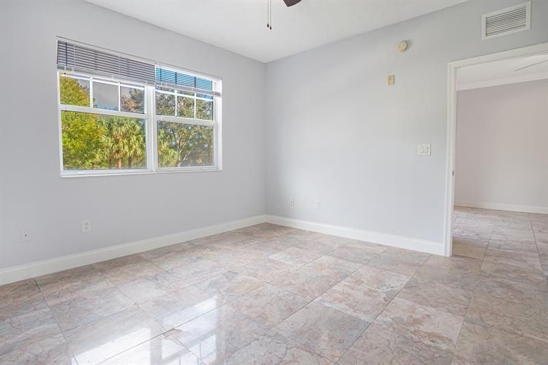 5860 W Sample Road, Unit 204, Coral Springs, FL 33067 Photo