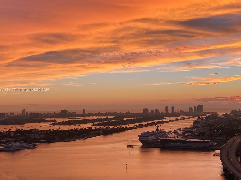 888 Biscayne Blvd, Unit 3001, Miami, FL 33132 Photo