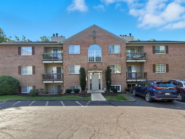 1535 Gelhot Drive, Unit 146, Fairfield, OH 45014