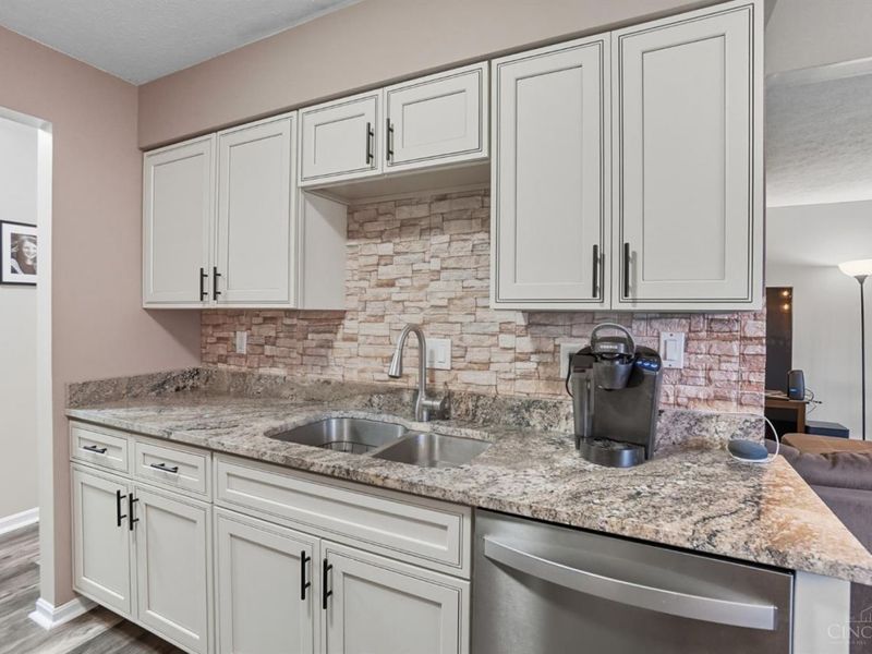 1535 Gelhot Drive, Unit 146, Fairfield, OH 45014 Photo 16