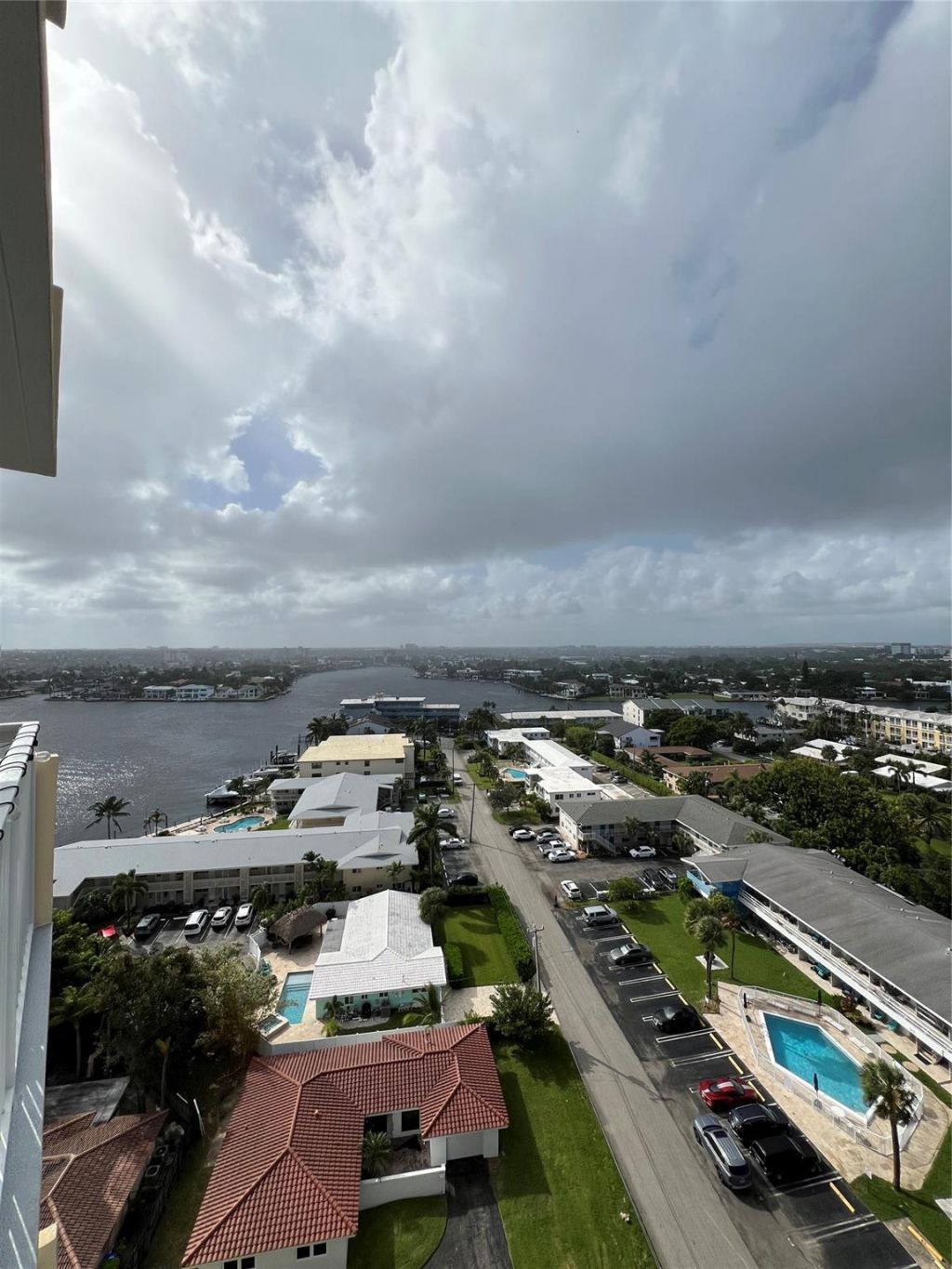1200 Hibiscus Avenue, Unit 1501, Pompano Beach, FL 33062 Photo