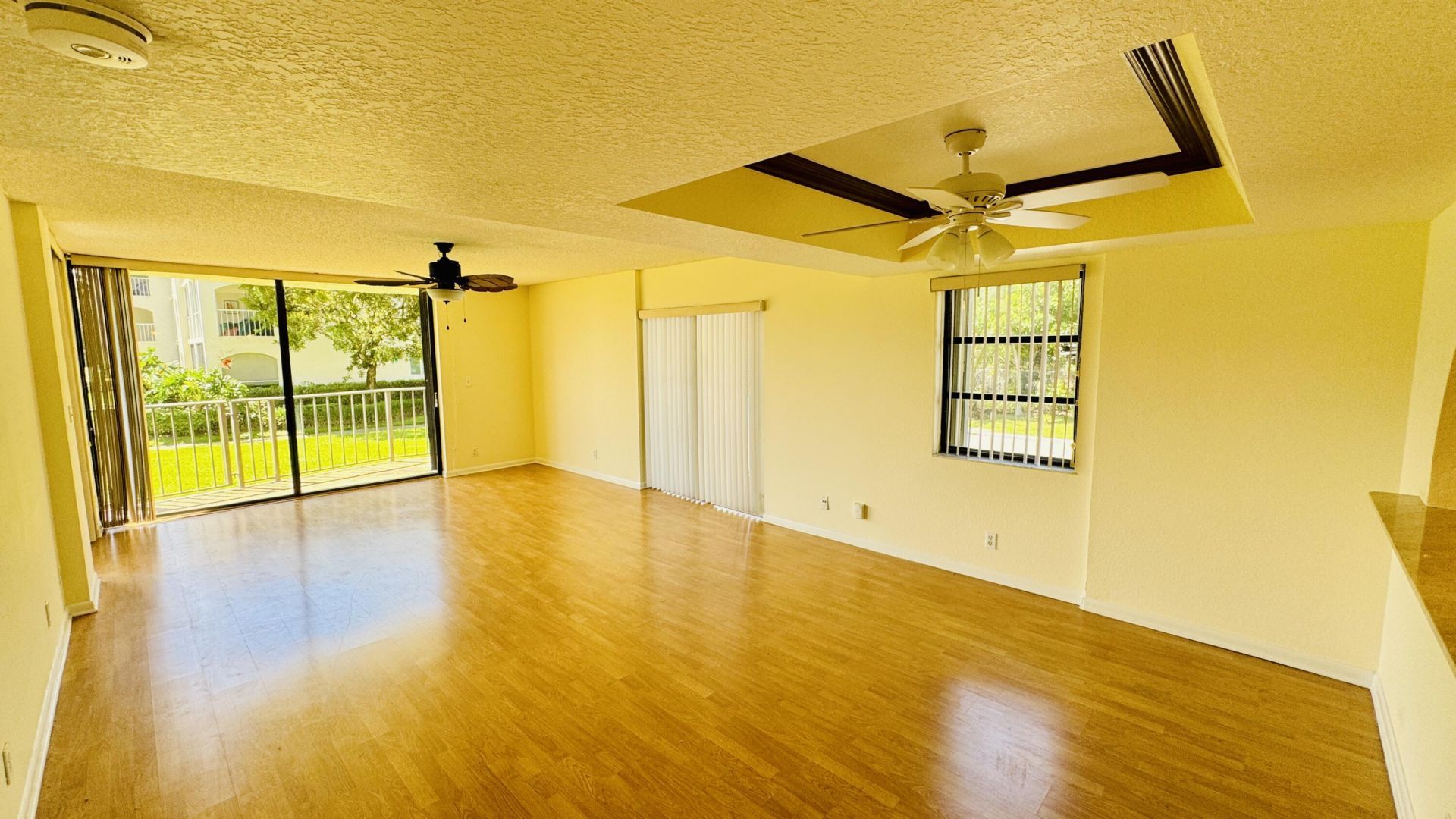 7030 Half Moon Circle, Unit 121, Hypoluxo, FL 33462 Photo