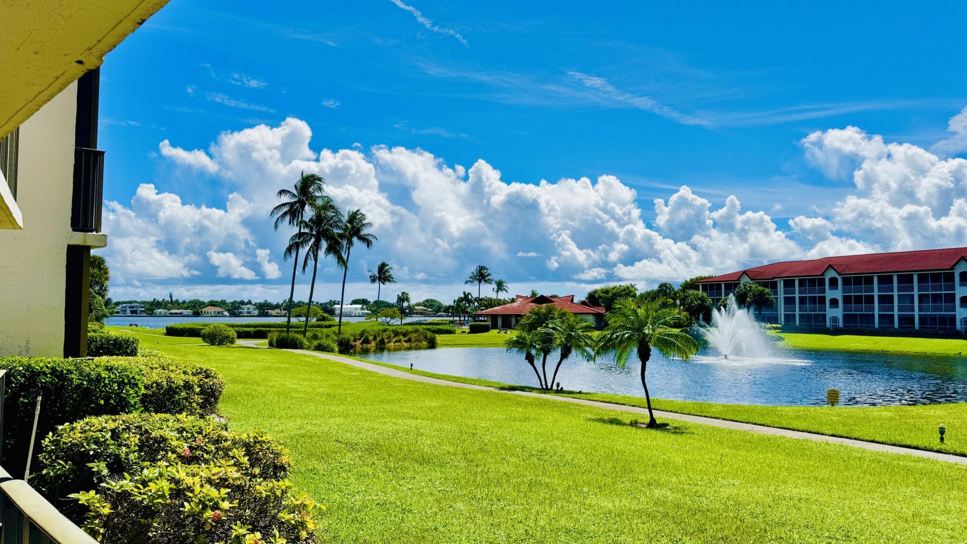 7030 Half Moon Circle, Unit 121, Hypoluxo, FL 33462 Photo