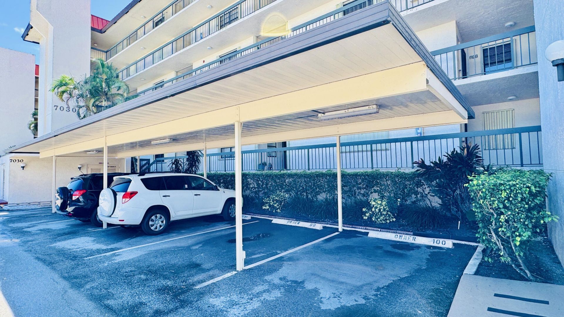 7030 Half Moon Circle, Unit 121, Hypoluxo, FL 33462 Photo